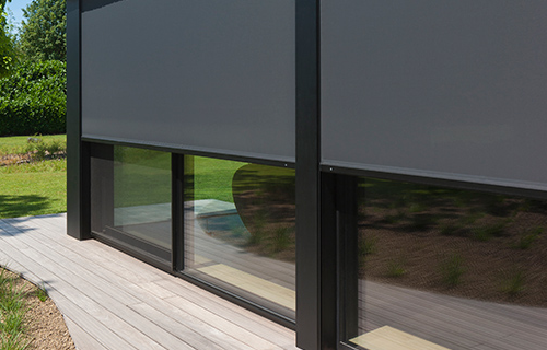 outdoor blinds & awnings